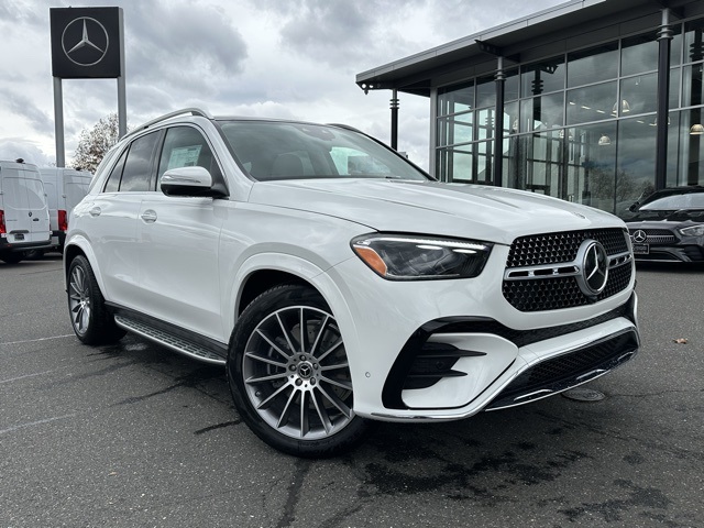 2026 Mercedes-Benz GLE GLE450's photo