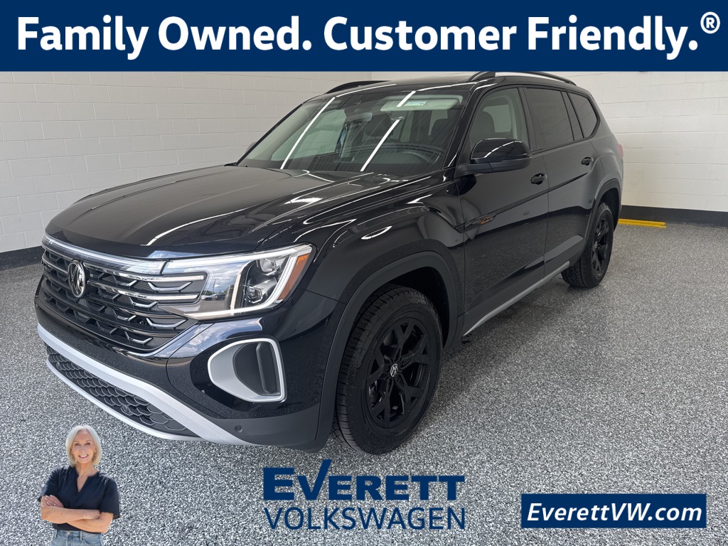 2026 Volkswagen Atlas Atlas Peak Edition's photo