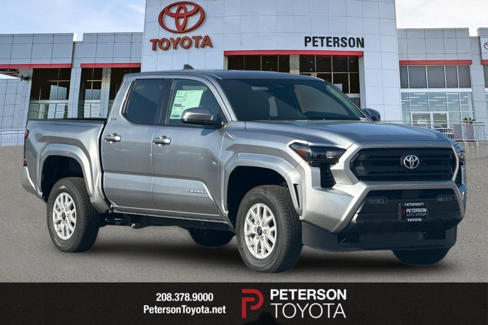 2025 Toyota Tacoma SR5's photo