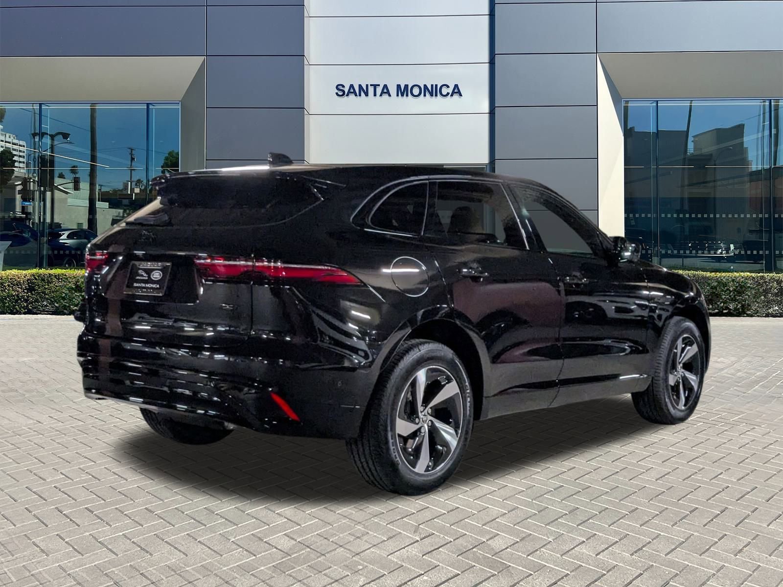 2026 Jaguar F-PACE P250 R-Dynamic S photo 2