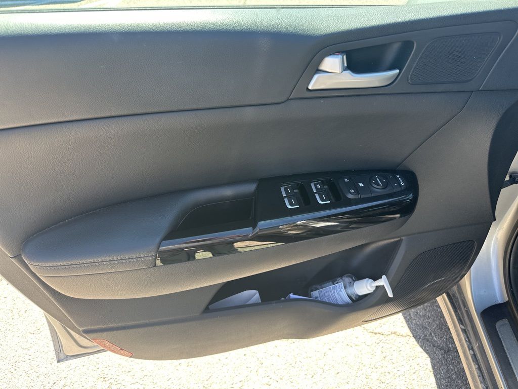2022 Kia Sportage Nightfall Edition photo 15