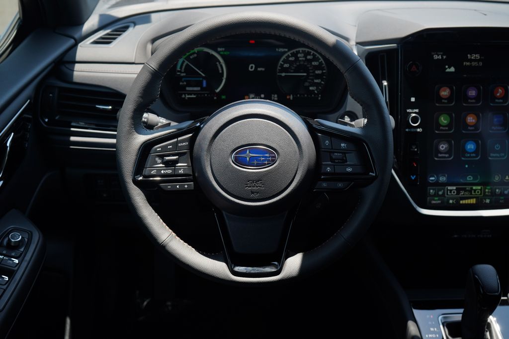 2025 Subaru Forester Touring photo 5