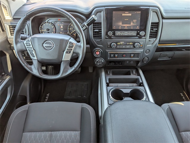 2023 Nissan Titan SV photo 4