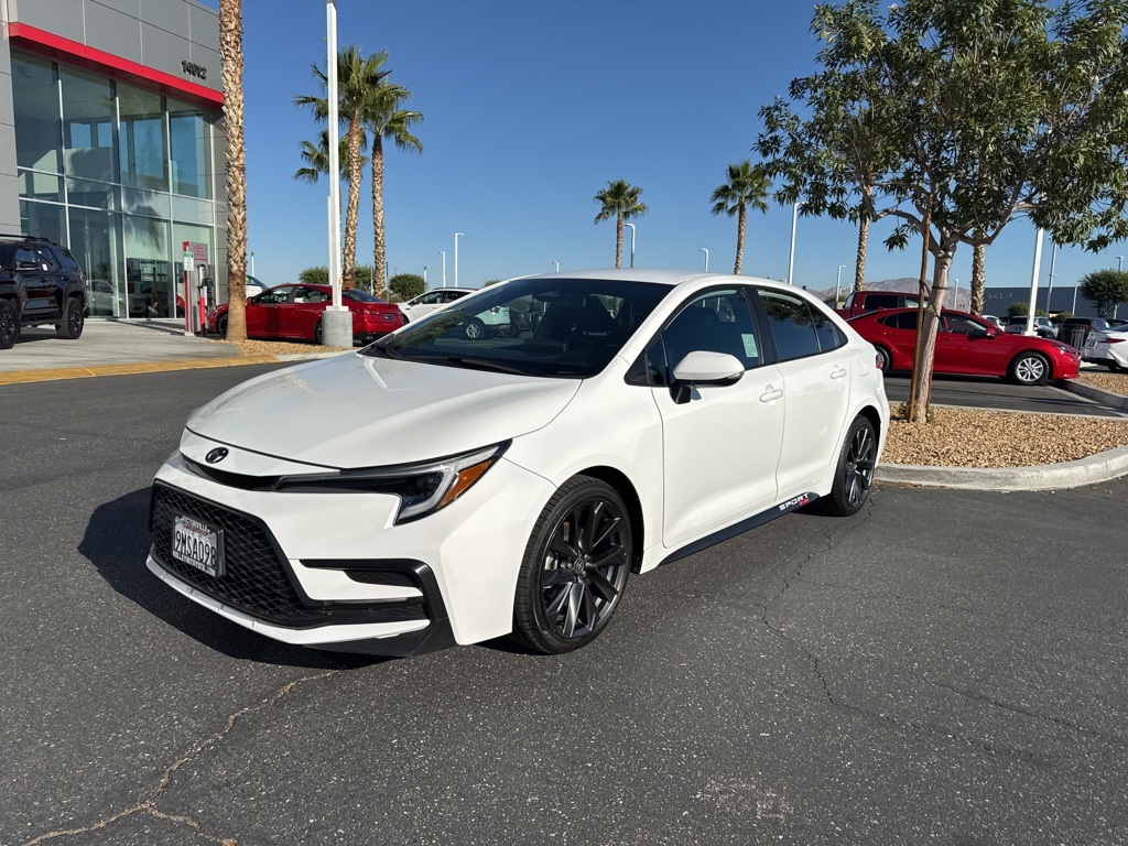 Used 2024 Toyota Corolla SE with VIN 5YFS4MCE0RP194768 for sale in Kansas City