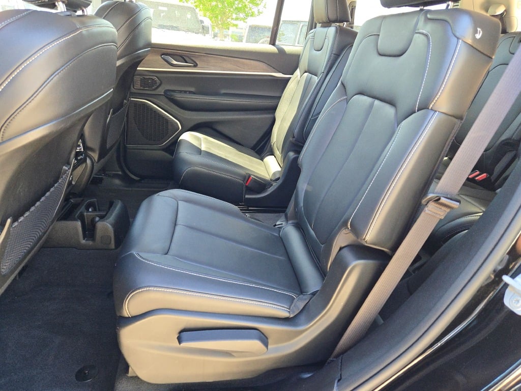 2022 Jeep Grand Cherokee Limited photo 19