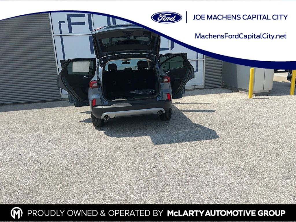 2025 Ford Escape Plug-In Hybrid photo 5