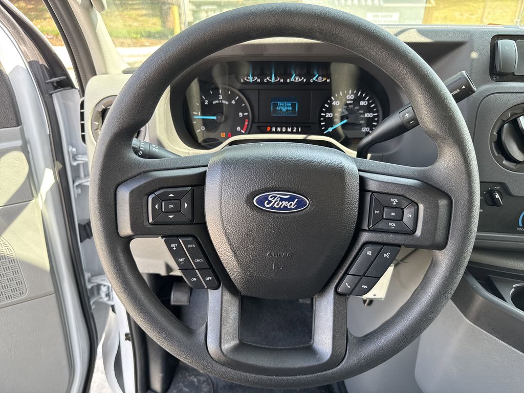 2025 Ford E-350 Base photo 6