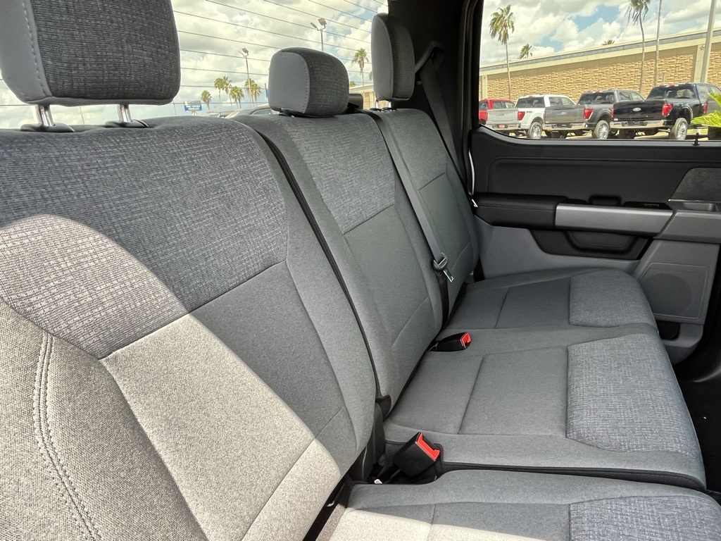 2025 Ford F-150 XLT photo 16