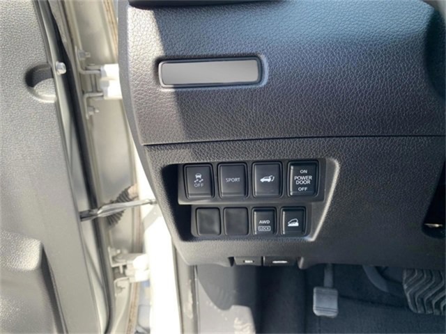 2014 Nissan Rogue SL photo 28