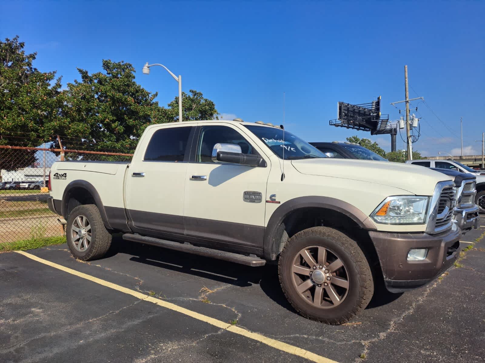 2018 Ram 2500 Longhorn photo 3
