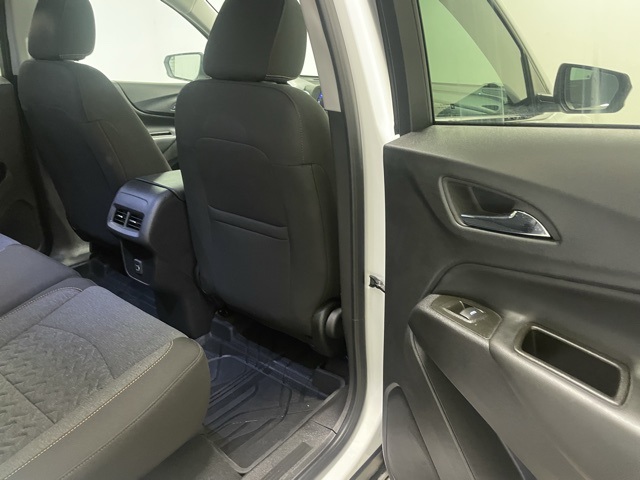 2023 Chevrolet Equinox LT photo 19