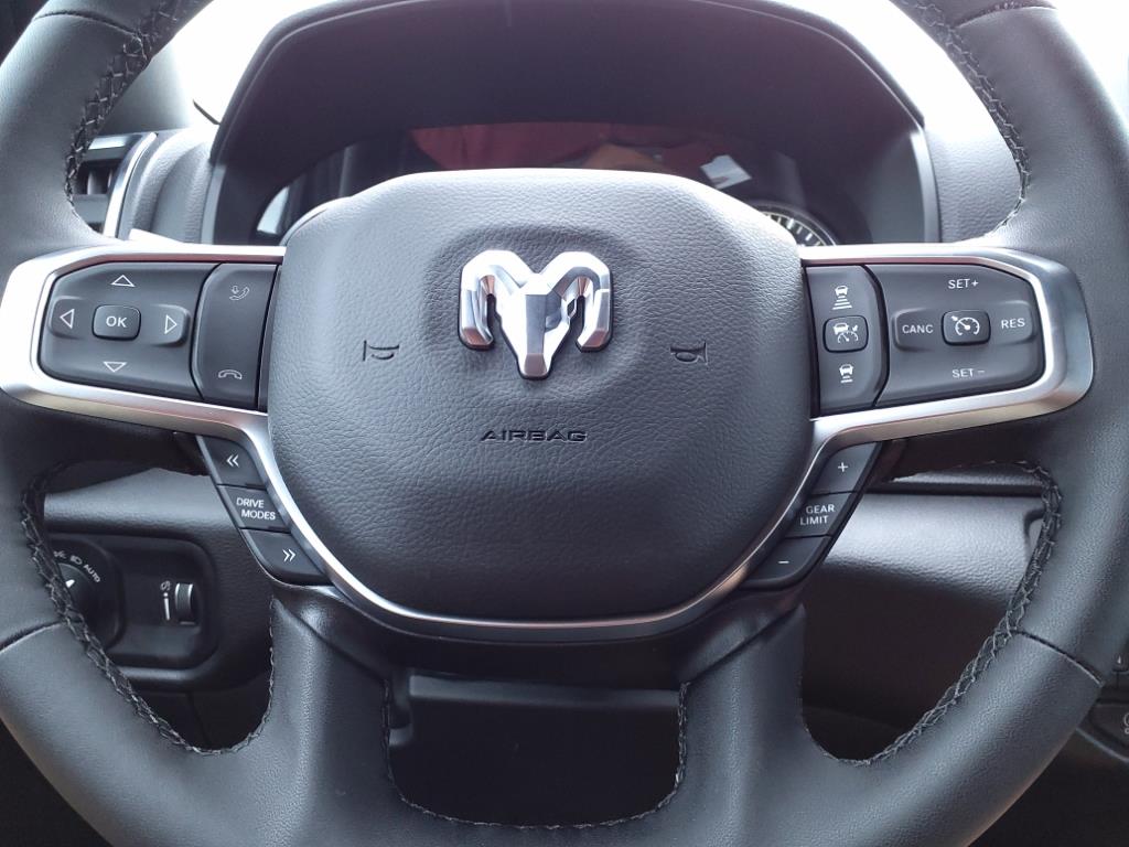 2025 Ram 1500 Big Horn photo 13