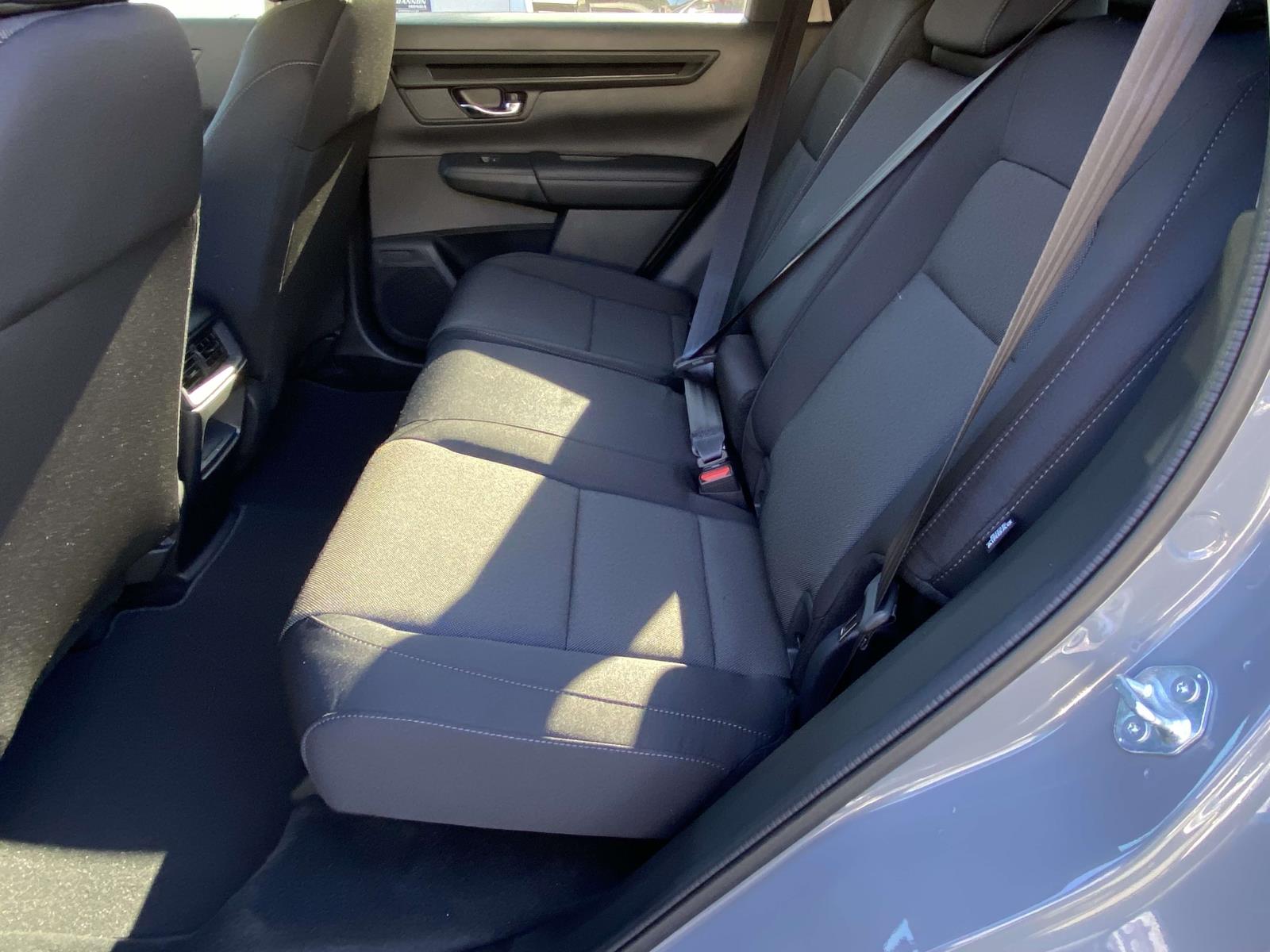 2026 Honda CR-V LX photo 4