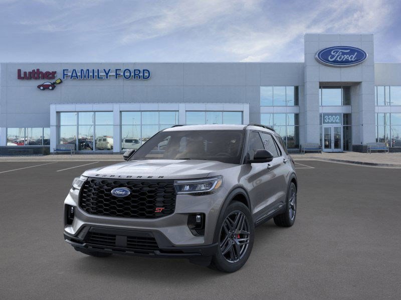 2025 Ford Explorer ST photo 3