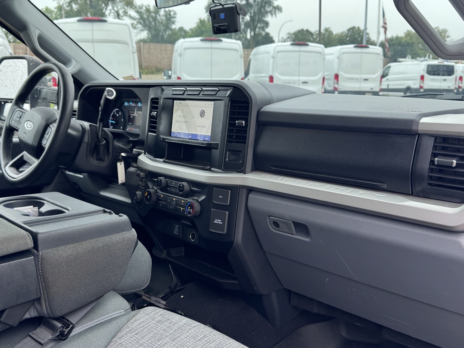 2023 Ford F-550 XLT photo 19