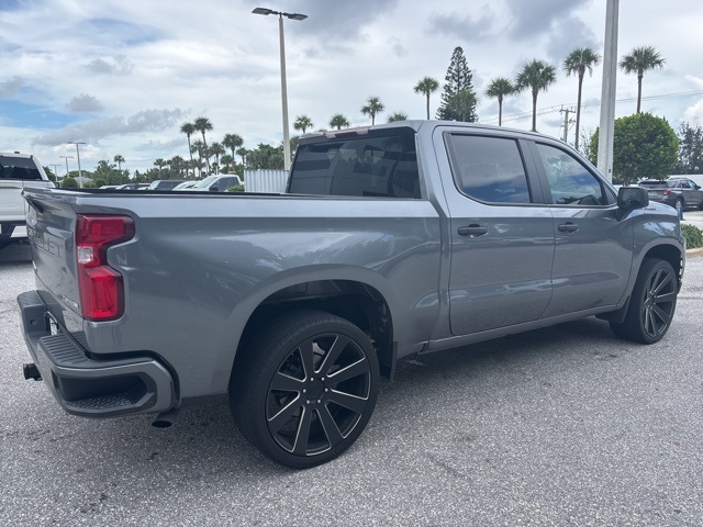 2021 Chevrolet Silverado 1500 Custom photo 2