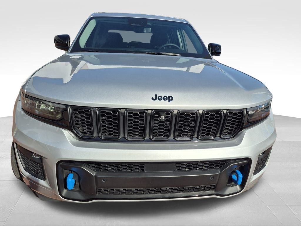 2023 Jeep Cherokee 4xe photo 4