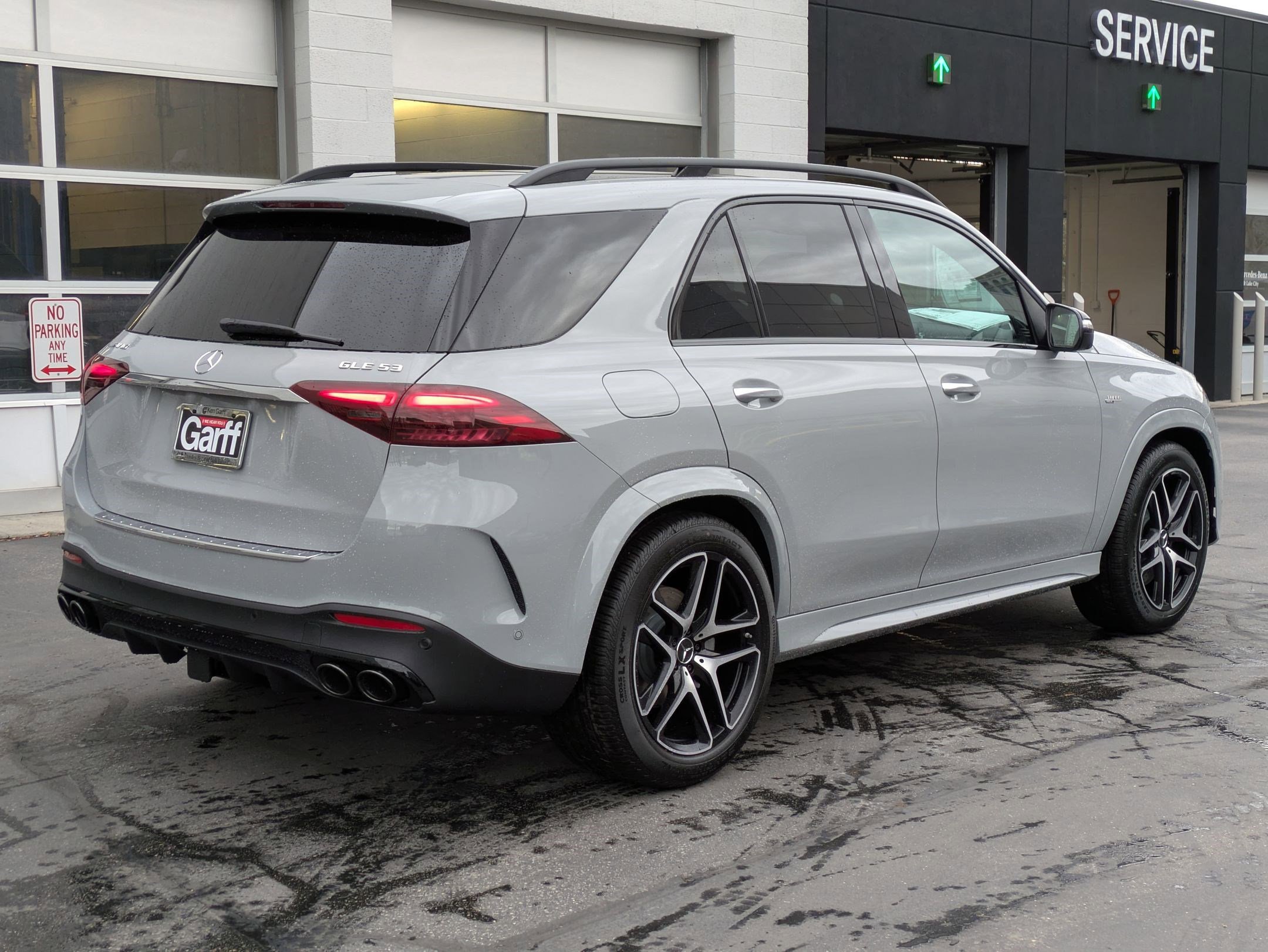 2025 Mercedes Benz GLE AMG 53 photo 3