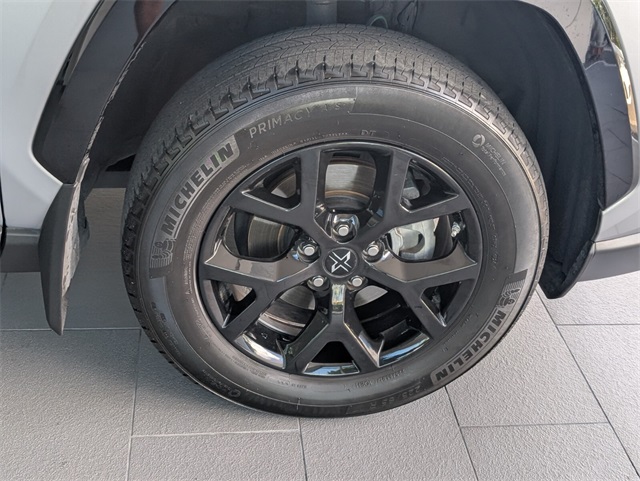 2024 Toyota RAV4 LE photo 16
