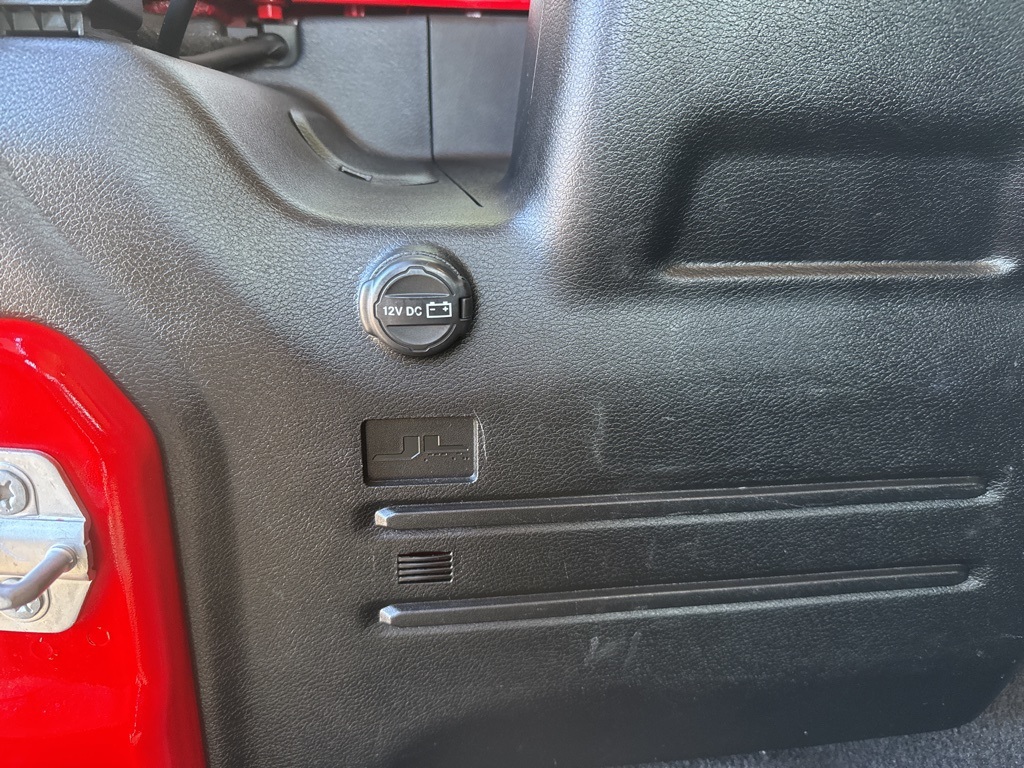 2021 Jeep Wrangler Unlimited Rubicon photo 22