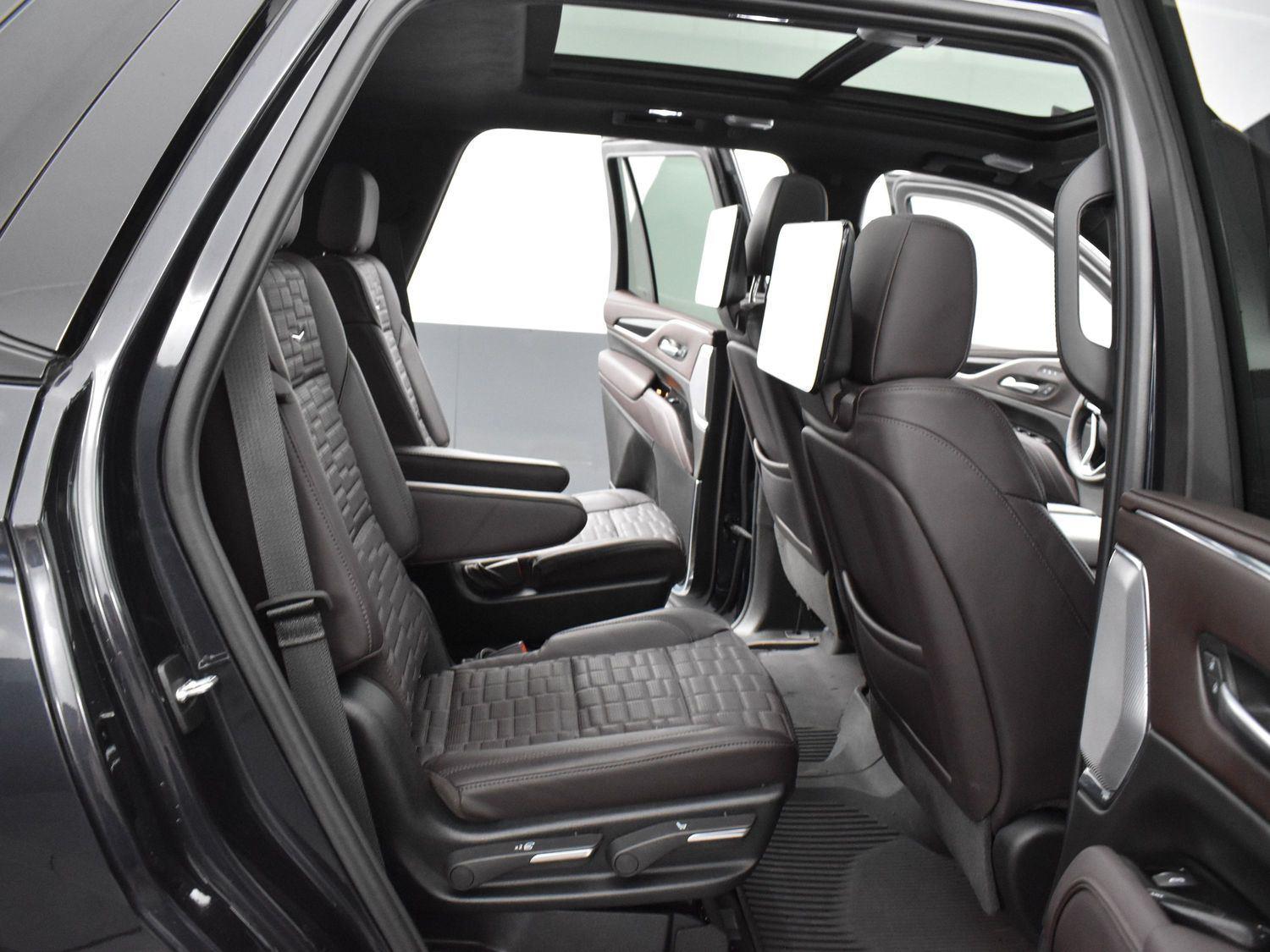 2024 Cadillac Escalade Sport Platinum photo 39