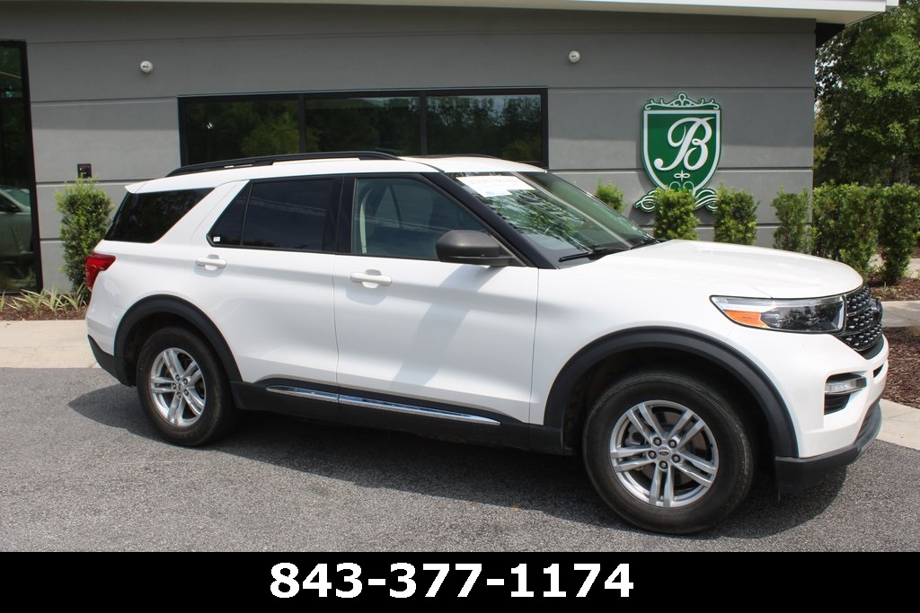 2020 Ford Explorer XLT photo 2