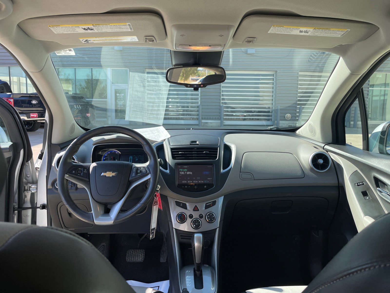 2015 Chevrolet Trax LT photo 17