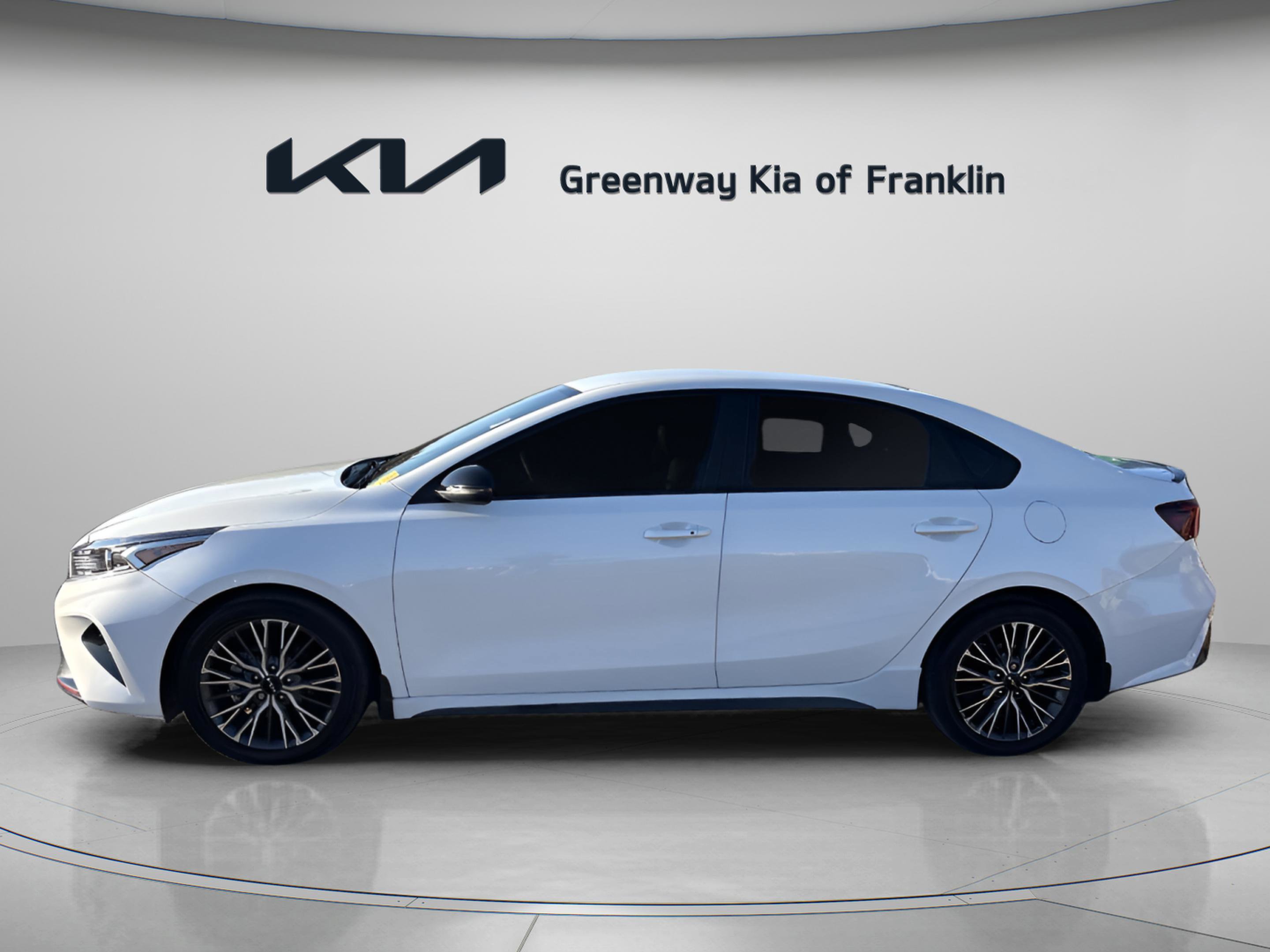 2023 Kia Forte GT-Line photo 4