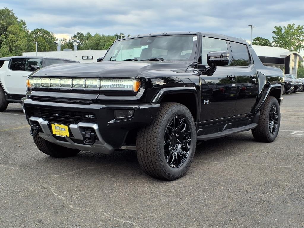 2026 GMC HUMMER EV 2X's photo