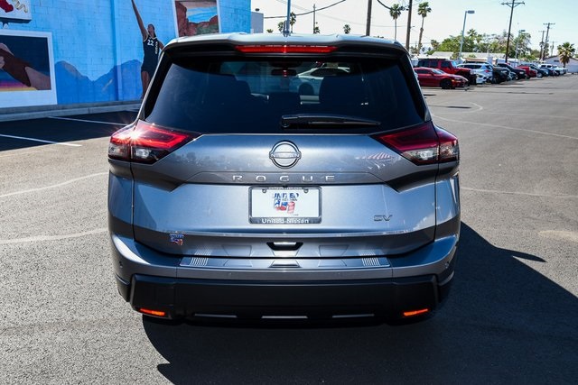 2026 Nissan Rogue SV photo 4