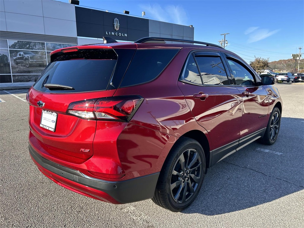 2023 Chevrolet Equinox RS photo 2