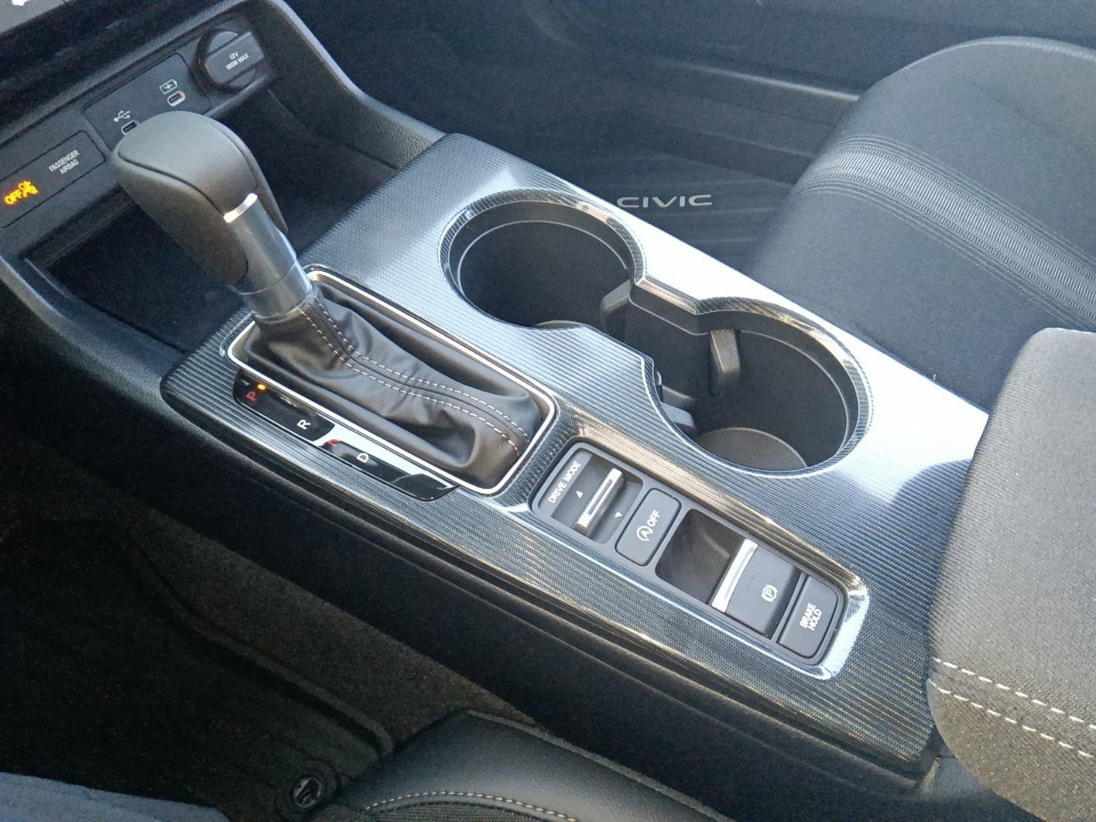 2025 Honda Civic Hatchback Sport photo 10