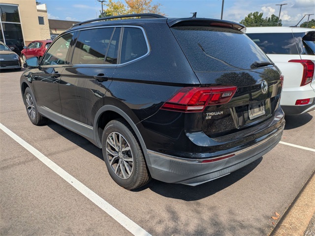 2020 Volkswagen Tiguan SE photo 2