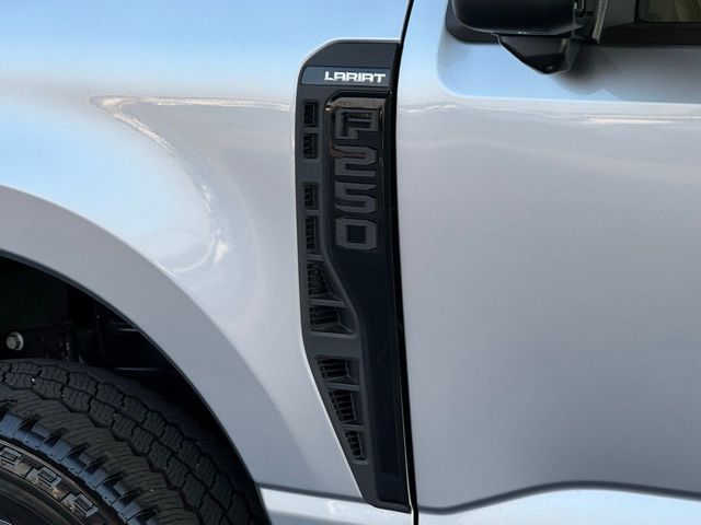 2023 Ford F-250 photo 4