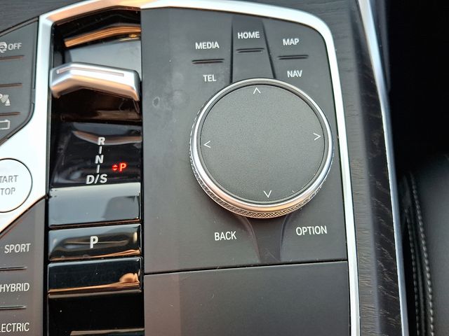 2023 Bmw 330e 330xe photo 17