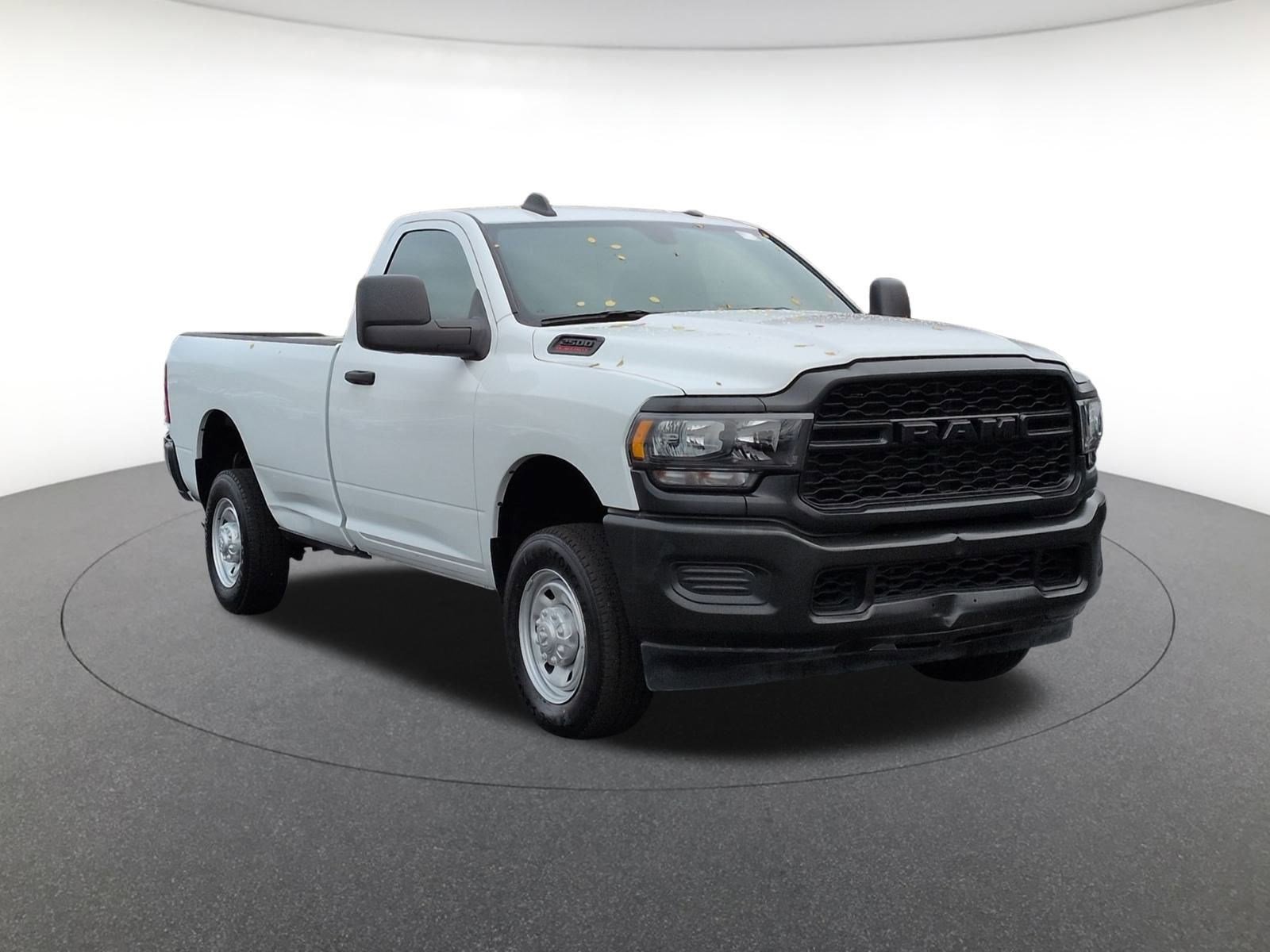2024 Ram 2500 Tradesman photo 3