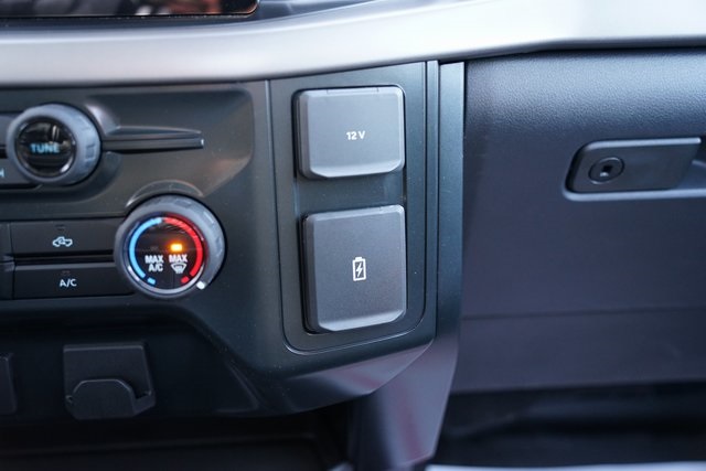 2025 FORD F-150 - Image 35