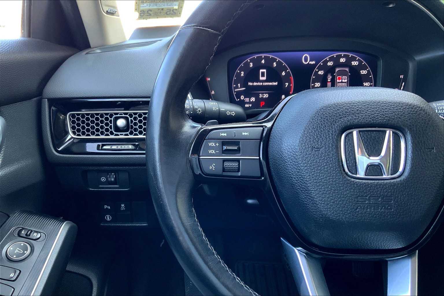 2024 Honda Civic Touring photo 22