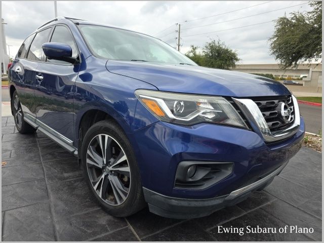 2017 Nissan Pathfinder Platinum