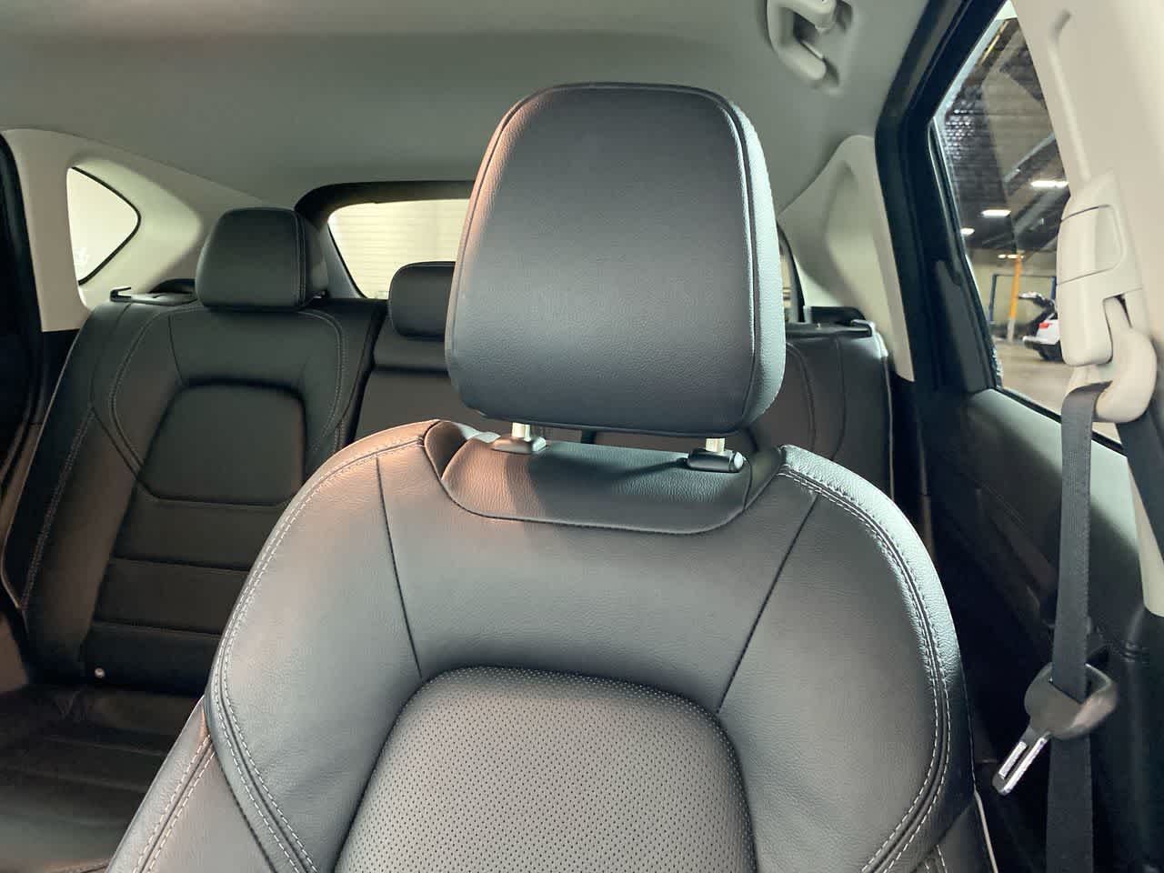 2024 Mazda CX-5 2.5 S Preferred photo 17