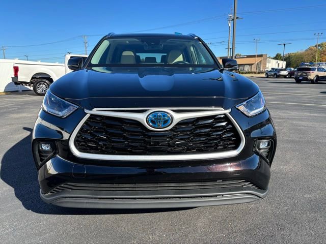2021 Toyota Highlander Hybrid XLE photo 2