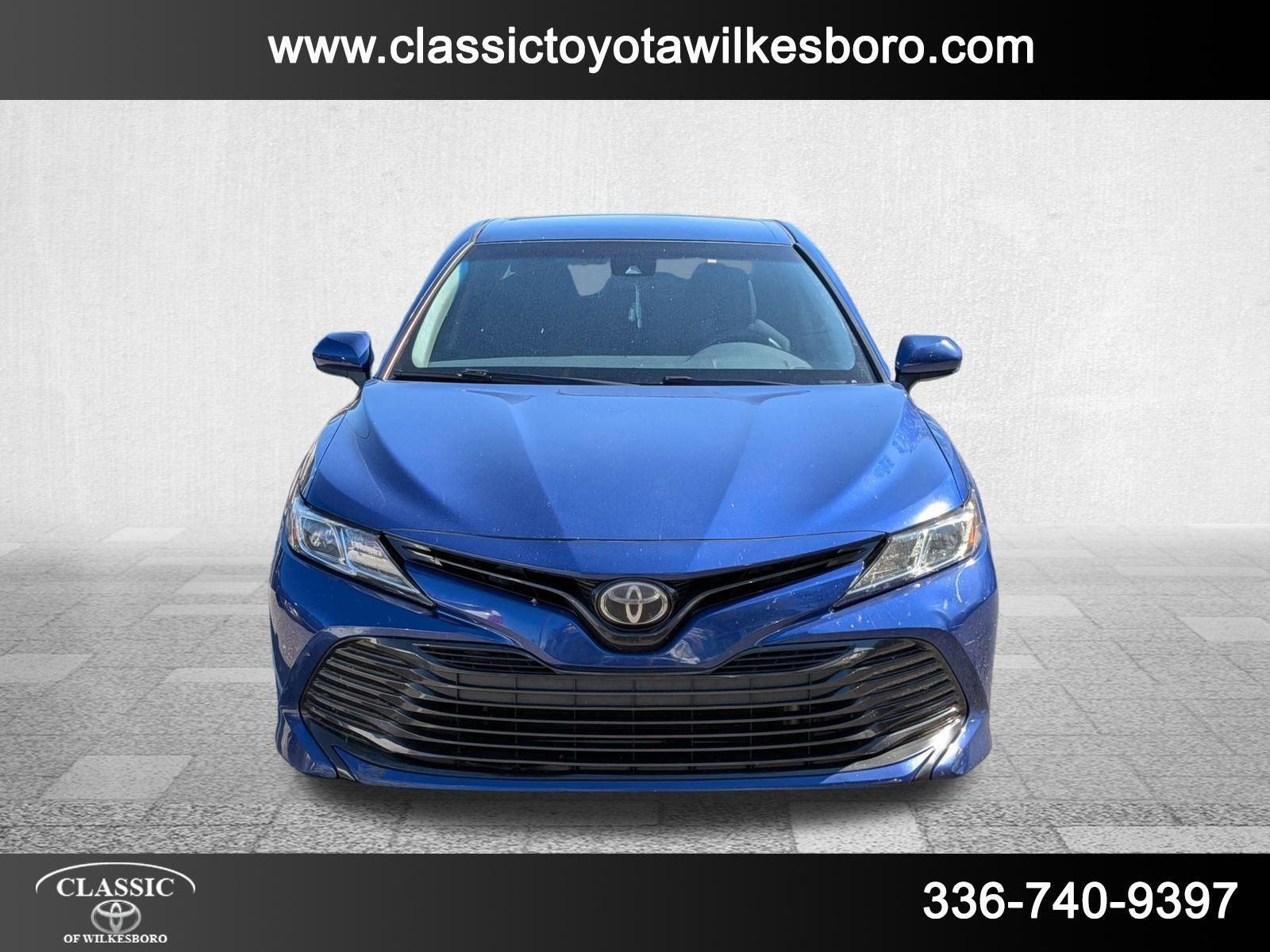 2018 Toyota Camry L photo 2