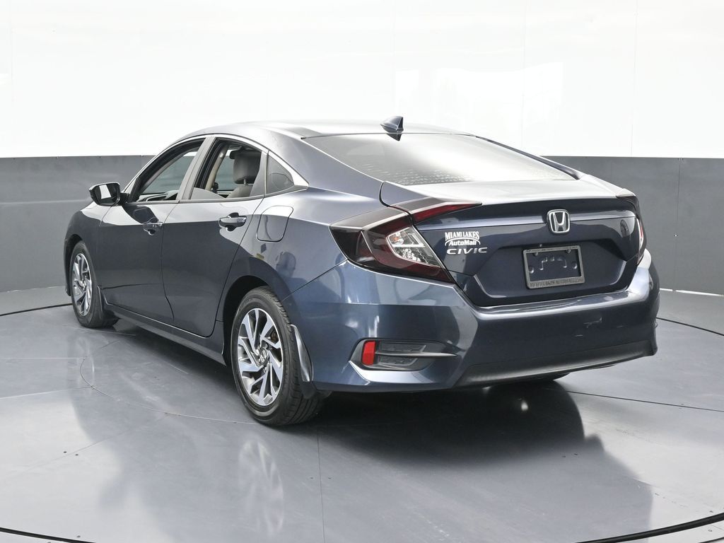 2017 Honda Civic EX photo 4