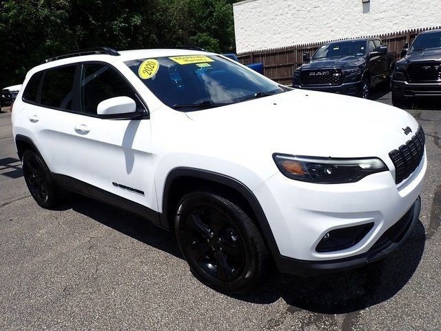 2020 Jeep Cherokee Altitude photo 2