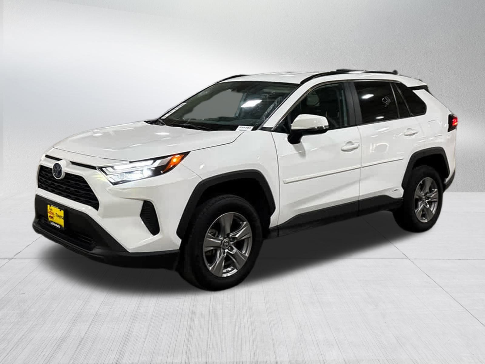 2024 Toyota RAV4 Hybrid LE photo 3