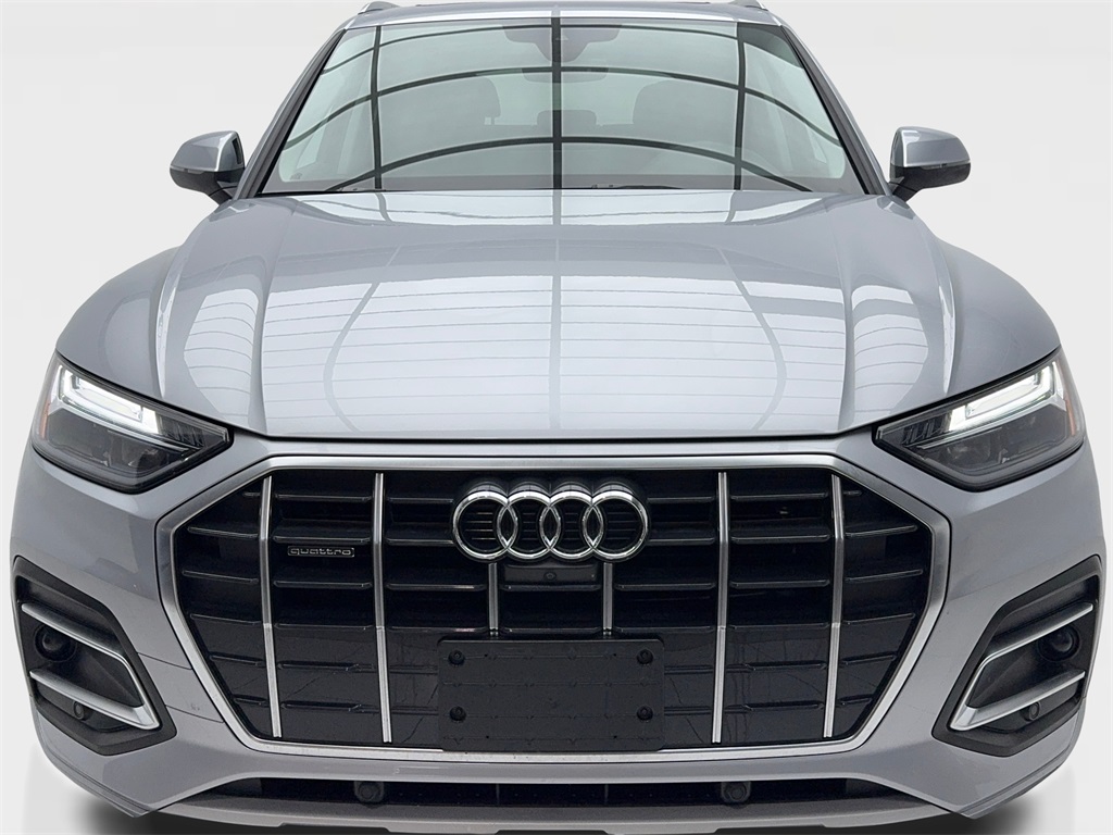 2023 Audi Q5 40 Premium Plus photo 3