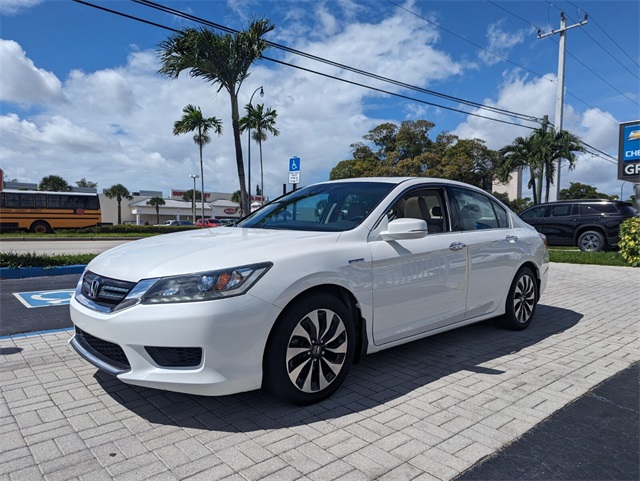 2015 Honda Accord Hybrid EX-L photo 4