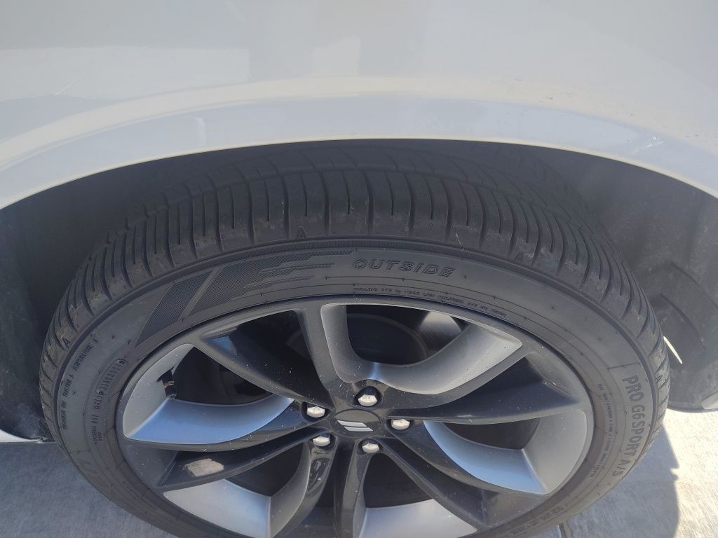 2018 Dodge Challenger SXT photo 3