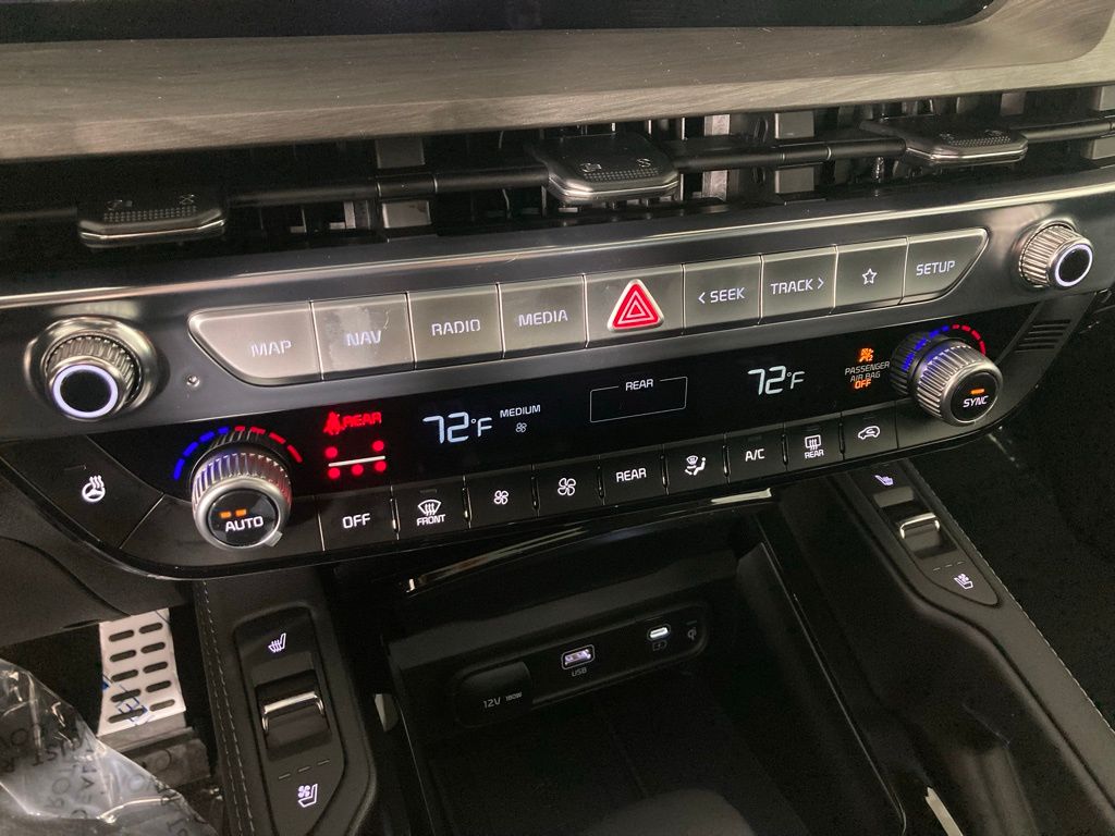 2025 Kia Telluride X-Line photo 3