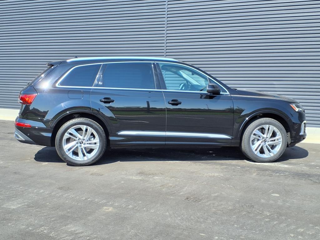 2024 Audi Q7 Premium Plus photo 33